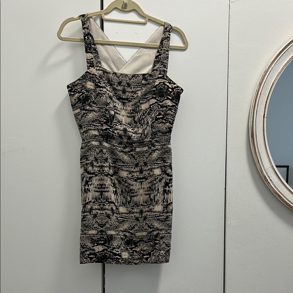 Elegant Black and Cream Patterned Dress